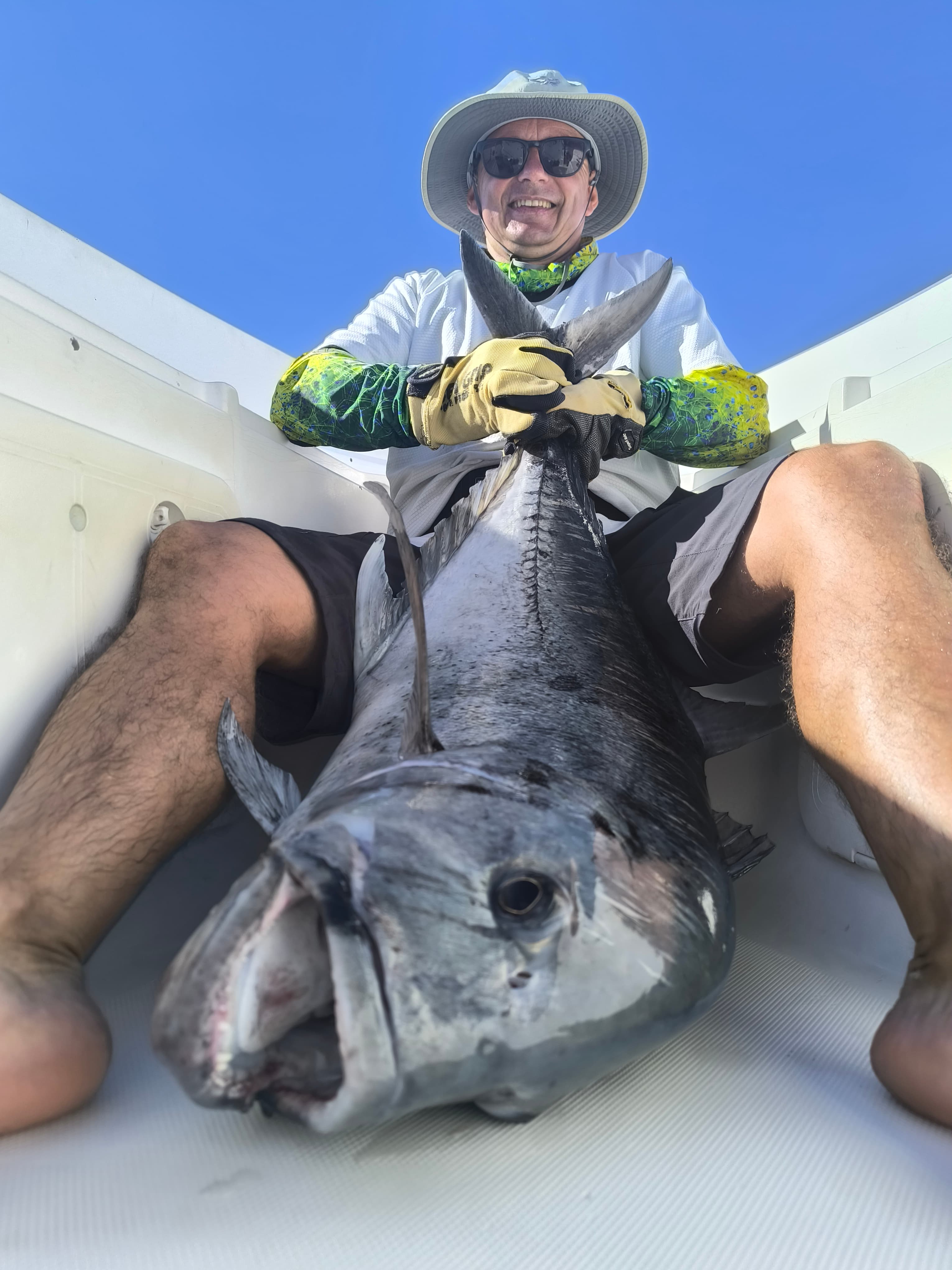 GT vue de dessous - pêche au jigging